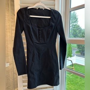 Black jean Zara dress